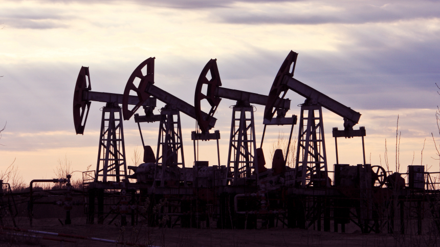 США возобновили импорт нефти из России после перерыва в 1,5 года