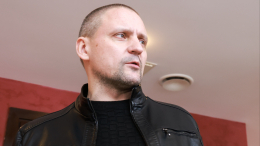Обыски прошли у лидера «Левого фронта» Удальцова из-за постов в Сети