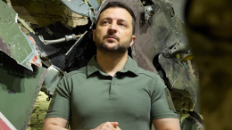 Минобороны Украины: Зеленский неоднократно отказывался вступить в ряды ВСУ