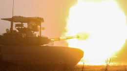 Российские танкисты выбивают боевиков ВСУ из укреплений у Донецка