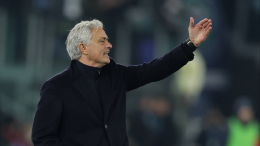 Моуринью покинул пост главного тренера итальянского ФК «Рома»