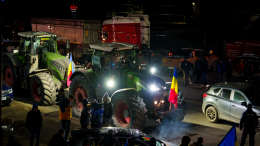Протестующие фермеры заблокировали крупный порт Констанца в Румынии