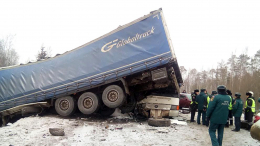 Около 20 фур и грузовиков столкнулись на трассе М-7 в Татарстане