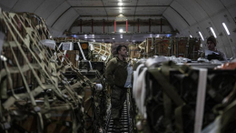 «Что они получат?» — Карлсон предупредил Украину о последствиях помощи Запада