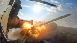 Как «Аллигатор» уничтожает позиции боевиков: лучшее видео из зоны СВО за день