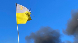 Зеленского прижали: Украине остался шаг до превращения в колонию США