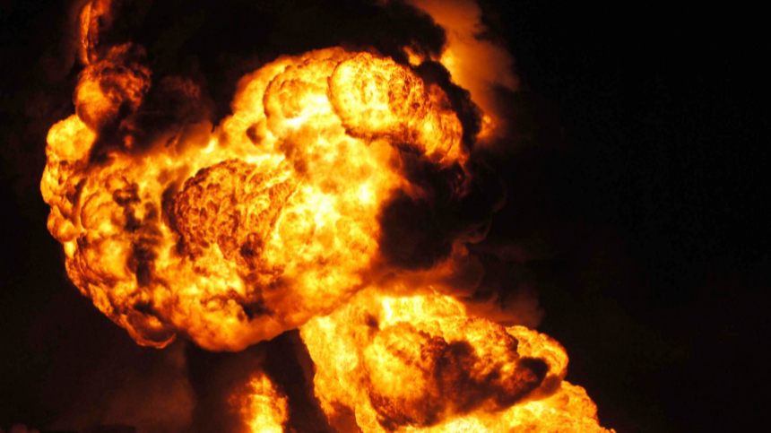 Грузовик с 60 тоннами газа взорвался в Монголии