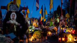 Журналист с Запада сделал жуткий вывод после посещения кладбищ на Украине