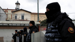 Неизвестные напали на католическую церковь в Стамбуле: что известно