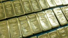 Минфин России вернется к покупкам золота и валюты