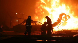 Автомобильная заправка загорелась из-за удара ВСУ по Бутово в ЛНР