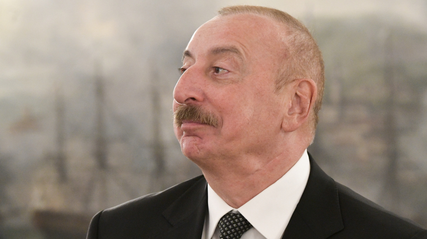 Путин в телефонном разговоре поздравил Алиева с победой на выборах