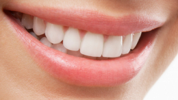 «Идеально»: чем можно почистить зубы за неимением щетки