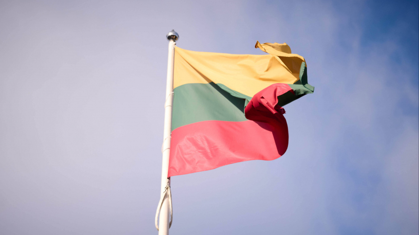 Литва выразила России протест из-за объявления в розыск литовских политиков