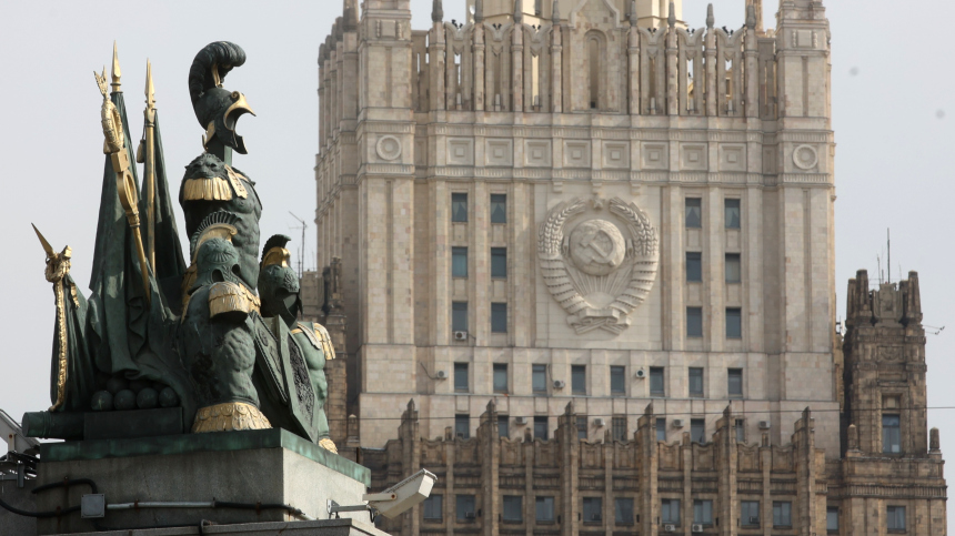 МИД России выразил протест послу Узбекистана из-за заявлений о русском языке