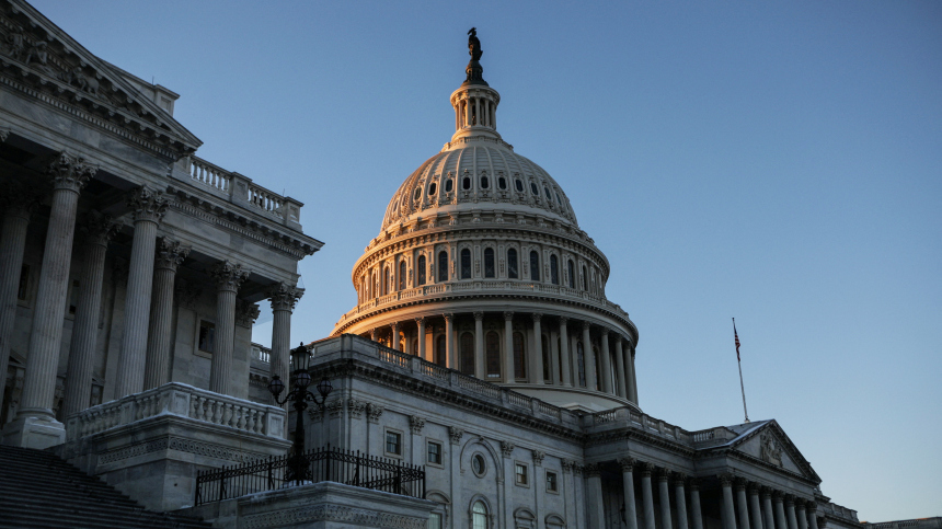 Палата представителей США ушла на перерыв без согласования помощи Украине