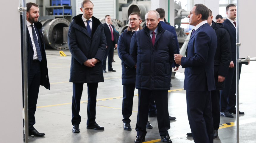 Путин посетил Завод роботов в Челябинске