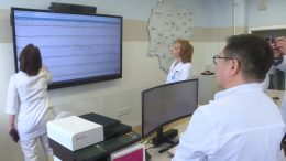«Уникальный центр»: сопредседатель штаба Путина Лысенко посетила больницу в Якутске