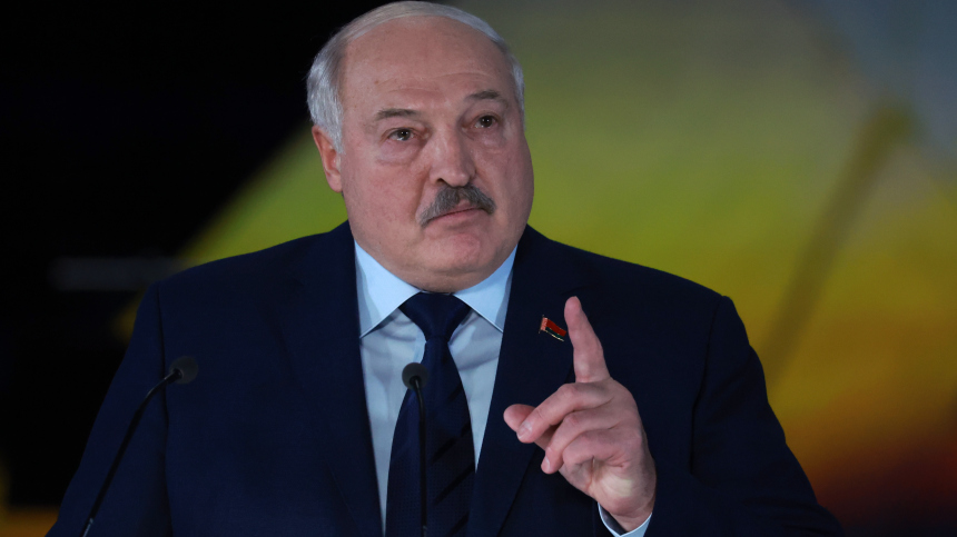 Лукашенко прибыл в Казань по приглашению Путина