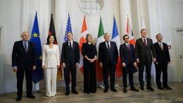 Страны G7 пообещали ввести санкции против поддерживающих Россию государств