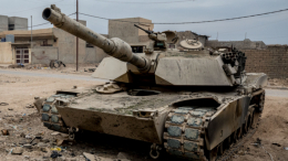 «Впервые»: под Авдеевкой увидели американские танки Abrams