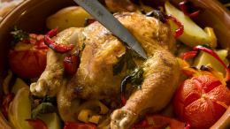 Все будут просить добавки: простой и сытный рецепт курицы