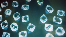Канада наложила дополнительный запрет на импорт российских алмазов