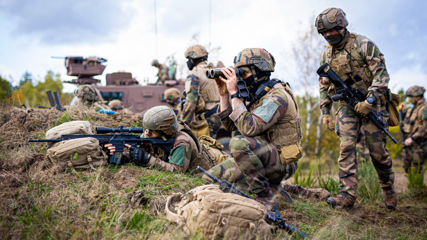 Третья мировая: власти Франции задумались над отправкой спецназа на Украину