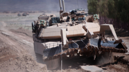 «Консервная банка»: Запад убрал секретные технологии с переданных ВСУ танков Abrams