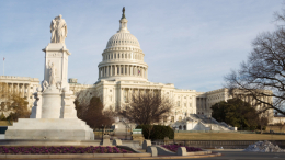В два раза меньше: в Конгрессе США обсуждают новый пакет помощи Украине