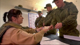 Российские военные в Тартусе досрочно проголосовали на выборах президента