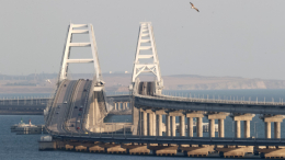 В Крыму увеличат количество пунктов досмотра на Крымском мосту