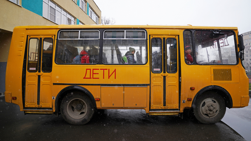 Власти Белгородской области планируют эвакуировать из региона девять тысяч детей