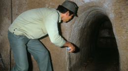 Недвижимость с секретом: в доме жителя Киргизии обнаружили тоннель в Узбекистан