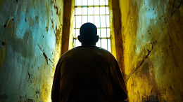 Многолетние муки заточения: в каких условиях содержатся пожизненно заключенные