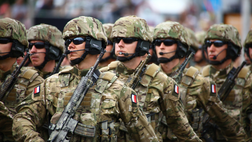 Польша приостановила учения НАТО после гибели пятого военного