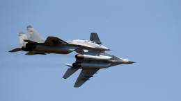В Сербии подняли истребители МиГ-29 на перехват неопознанного самолета