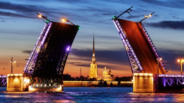 Подготовка к лету: в Санкт-Петербурге проходят технические разводки мостов
