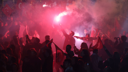 Турецкие города после выборов захлестнули массовые протесты