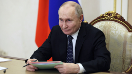 Путин: в Запорожской и Херсонской областях откроют новые молодежные центры