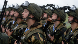 Белоруссия хочет приостановить участие в договоре о вооруженных силах в Европе