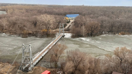 Более 150 населенных пунктов отрезаны паводковыми водами в Оренбургской области