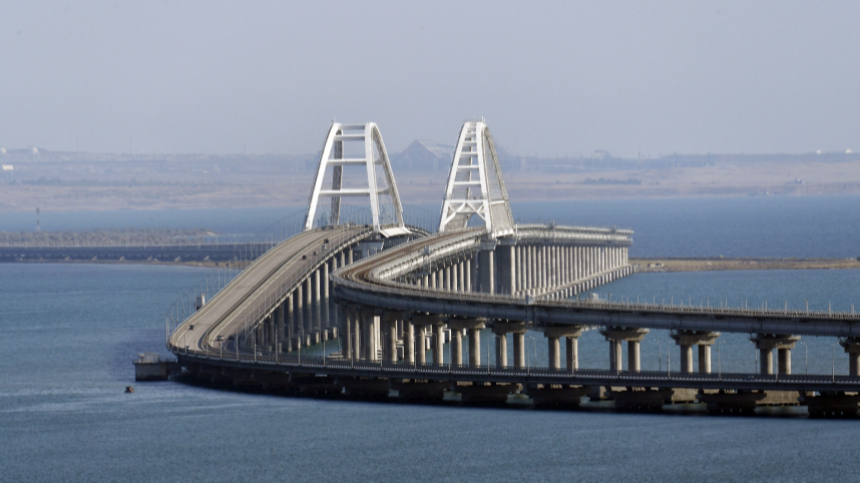 Зеленский заявил о планах разрушить Крымский мост при новом контрнаступлении ВСУ