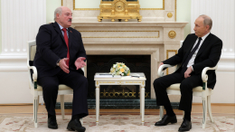 «Двигаться по нему»: Путин согласился с идеей Лукашенко о стамбульском договоре