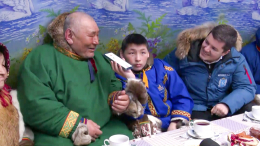 Путин и Лукашенко поздравили многодетную семью с Ямала с золотой свадьбой
