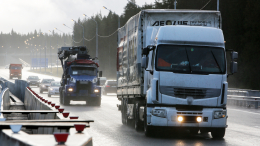 Тяжелый случай: почему вопрос с грузовиками в центре Петербурга зашел в тупик