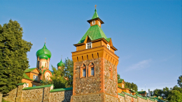 Власти Эстонии пригрозили закрыть монастыри при отказе выйти из подчинения РПЦ