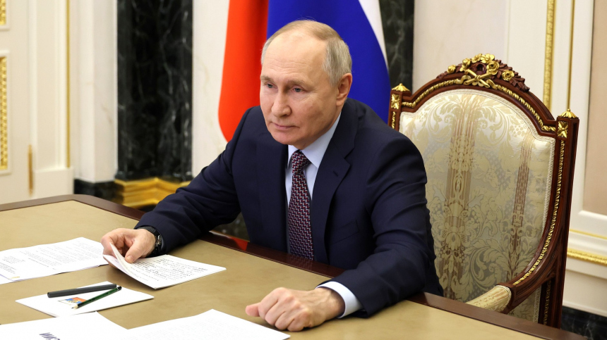 Путин: система публичной власти России должна работать слаженно и четко