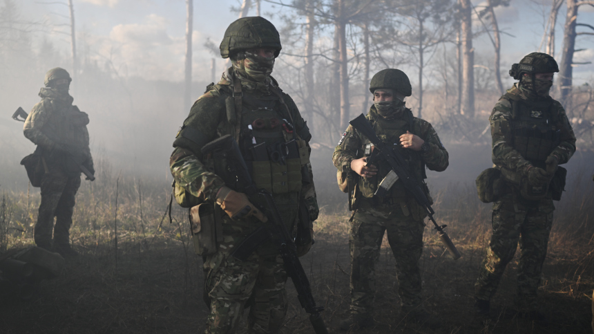 Шойгу поздравил воинские соединения, отличившиеся в военной операции