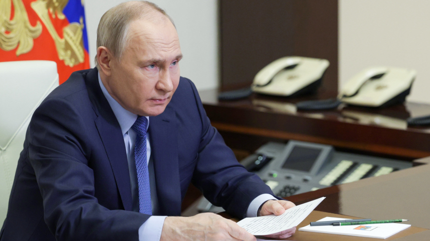 «Он лидер»: Дугин в интервью Карлсону рассказал о роли Путина